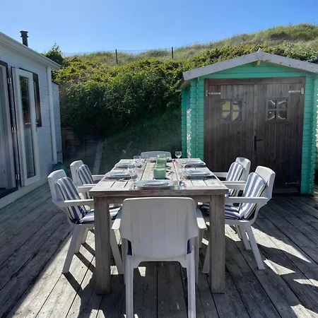 Summer House On The Dutch Coast 度假居 *